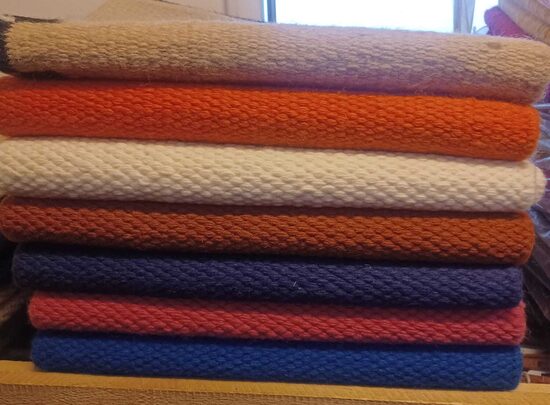 7. Mayatex Show-Blanket einfarbig, vorrätig